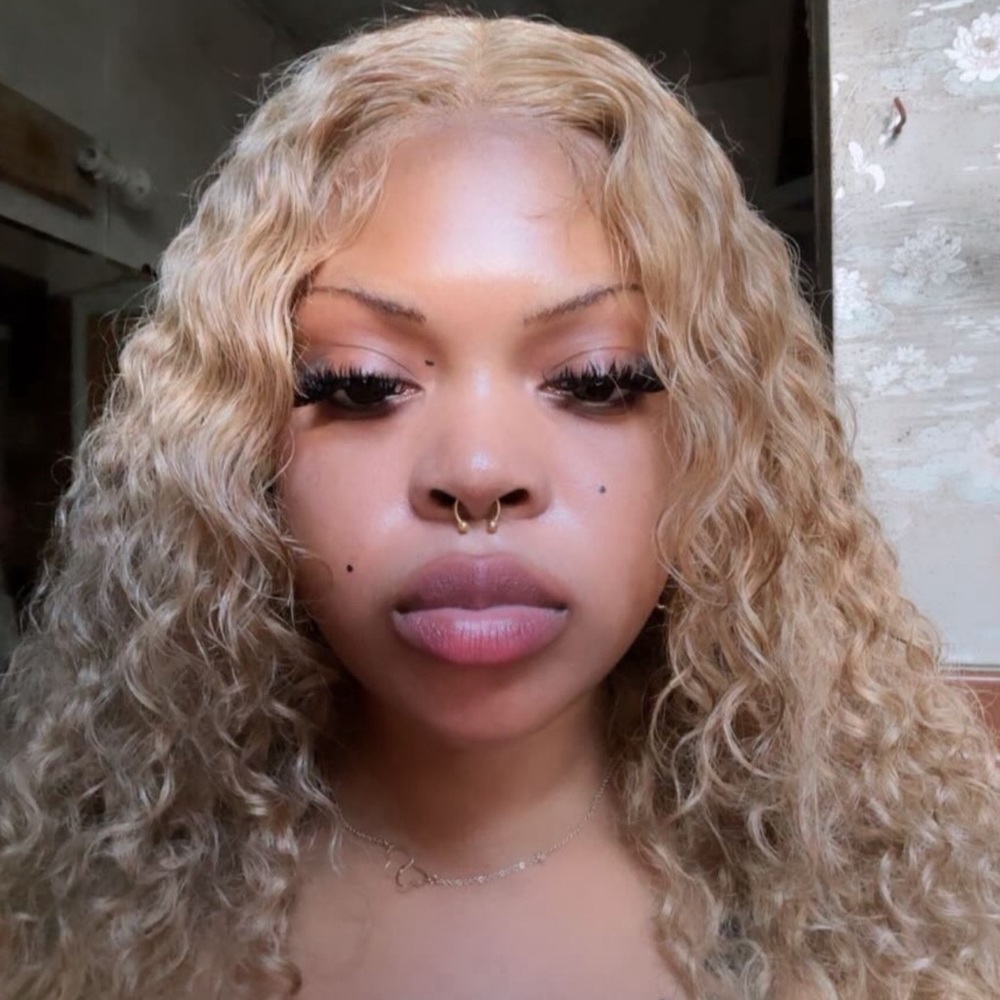 Meet your Posher, Shameka